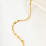 Pulseras chapadas en oro de 18 quilates con cadena de acero inoxidable de color sólido de estilo simple de playa casual