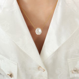 Collar con colgante chapado en oro de 18 quilates con revestimiento de acero de titanio y perlas de imitación ovaladas estilo hada