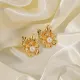 Pendientes chapados en oro de 18 quilates con incrustaciones de flores y hojas de estilo básico Simple, 1 par