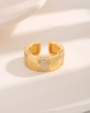 El estilo moderno lujoso básico alinea los anillos abiertos plateados oro 18K del Zircon del embutido del cobre