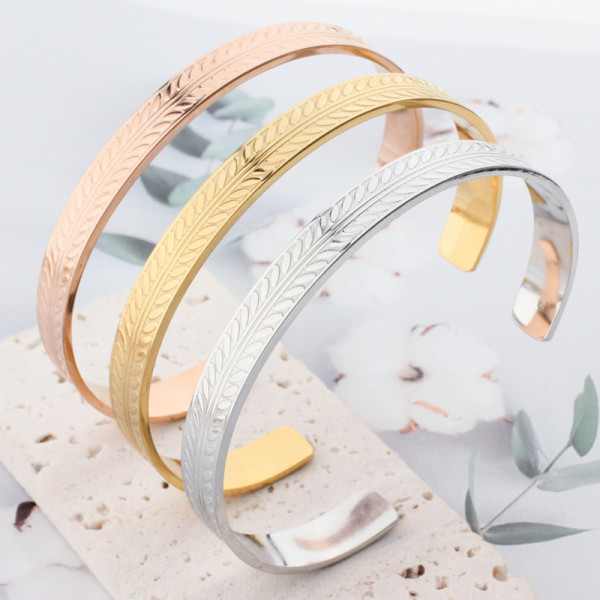 Brazalete de acero y titanio Fashion Leaf de 1 pieza