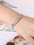 Brazalete chapado en oro de 18K con revestimiento de acero inoxidable de color sólido de estilo simple al por mayor
