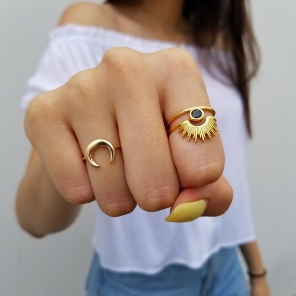 Anillo abierto chapado en oro de 18 quilates con incrustaciones de circonita y chapado en acero inoxidable con ojo punk exagerado retro