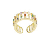 Elegantes anillos abiertos de circonita con incrustaciones de cobre cuadrados