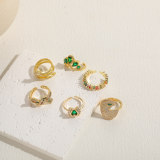 Anillos chapados en oro de 14K con incrustaciones de circonio asimétrico de cobre con gotas de agua de estrella cuadrada de estilo clásico elegante