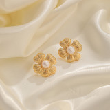 1 par de pendientes chapados en oro de 14 quilates con incrustaciones de flores de estilo Vintage de cristal de cobre y perlas de agua dulce