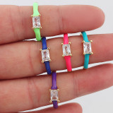 Anillo abierto de circonita con incrustaciones de esmalte de cobre rectangular para mujer