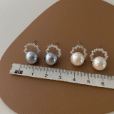 1 par de pendientes de circonita de cobre con incrustaciones de perlas de estilo Simple