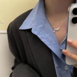 Collar con colgante de cobre geométrico estilo IG