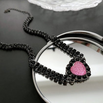 Collar de piedras preciosas artificiales con incrustaciones de cobre en forma de corazón de Streetwear