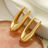 1 par de pendientes de aro chapados en oro de 18 quilates con revestimiento de color sólido en forma de U de estilo simple