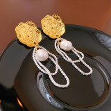 1 par de pendientes colgantes de perlas de cobre con incrustaciones de gotas de agua Retro elegantes