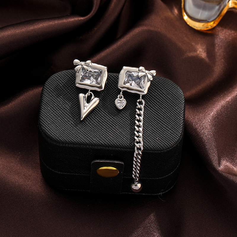 1 par de pendientes colgantes chapados en plata con incrustaciones de cobre y circonita estilo romano estilo Simple estilo Vintage