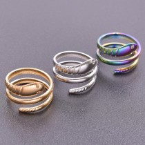 Venta al por mayor anillos chapados en oro de acero titanio serpiente estilo Simple de 1 pieza