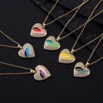 Collar con colgante de piedras preciosas artificiales con incrustaciones de cobre en forma de corazón de estilo clásico
