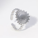 Anillo abierto chapado en acero inoxidable con forma de corazón de moda