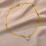 Collar de Zircon plateado oro titanio de acero 18K con forma de corazón de estilo simple a granel