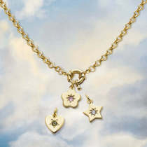 Estilo INS Sweet Star Forma de corazón Flor Chapado en acero inoxidable Incrustación de circón Collar de pulseras chapadas en oro de 18 quilates
