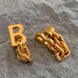 1 par de pendientes colgantes chapados en oro de 14 quilates con revestimiento de letras brillantes de estilo simple