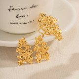 Pendientes chapados en oro de 18 quilates con revestimiento de acero inoxidable y flores de estilo moderno elegante