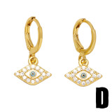 1 par de pendientes colgantes chapados en oro de 18K con incrustaciones de ojo del diablo de estilo Simple a la moda