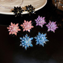 1 par de pendientes de diamantes de imitación con incrustaciones de cobre y flores de estilo clásico