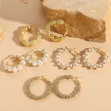 1 par de pendientes de aro chapados en oro de 14 quilates con incrustaciones de perlas artificiales geométricas de estilo clásico lujoso y elegante