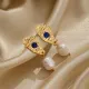 1 par de pendientes colgantes chapados en oro de 18 quilates con incrustaciones de perlas irregulares retro