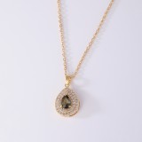Colgante de collar de circonio de cobre con gotas de agua de estilo simple retro a granel