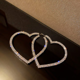 1 par de pendientes de aro de diamantes de imitación de cobre con incrustaciones chapadas en forma de corazón de estilo Simple exagerado