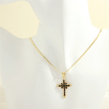 Collar colgante de Zircon plateado oro cruzado de cobre 18K de estilo simple a granel