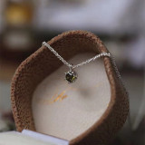 Collar con colgante chapado en plata con diamantes de imitación y incrustaciones de cobre geométrico de estilo simple