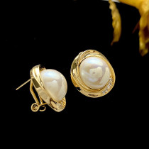 1 par de pendientes de circonita con perlas artificiales de cobre con incrustaciones redondas de estilo Simple