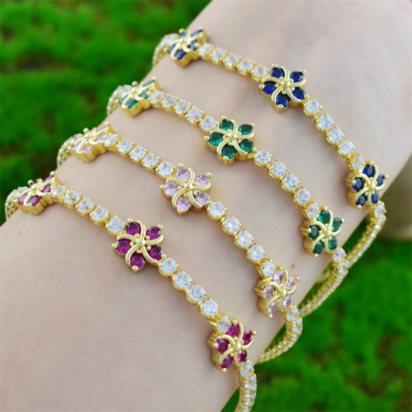 Pulseras de circón con incrustaciones de cobre y flores dulces