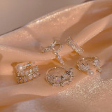 Anillo abierto con diamantes de imitación de cobre y hoja de moda, 1 pieza