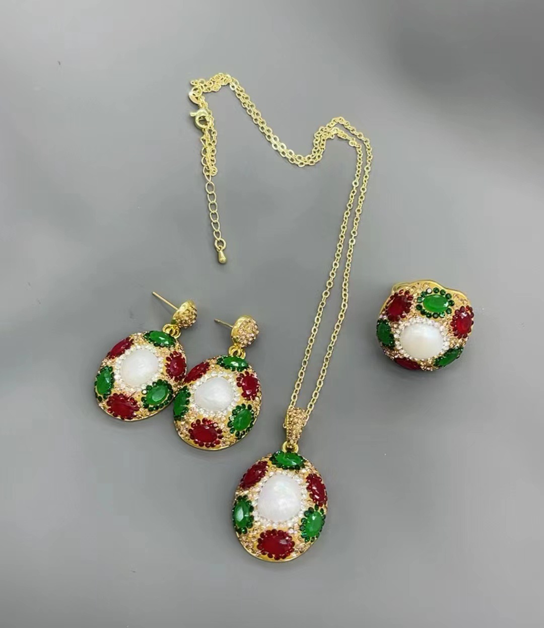 Collar de pendientes de anillos de Jade de perlas de agua dulce con incrustaciones de cobre ovaladas clásicas para mujer
