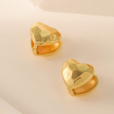 1 par de pendientes elegantes de cobre chapados en forma de corazón dulce