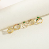 Anillos chapados en oro de 14K con incrustaciones de circonio asimétrico de cobre con gotas de agua de estrella cuadrada de estilo clásico elegante