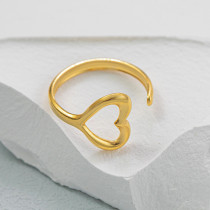 Anillo abierto con revestimiento de acero de titanio en forma de corazón de estilo simple