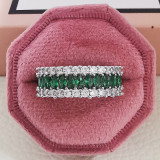 Anillo de compromiso de diamantes con incrustaciones de circonitas de lujo de varias hileras