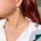 Collar de pendientes chapados en rodio chapado en oro blanco y cobre con gotas de agua nupciales de lujo para boda