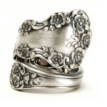 Anillos de chapado en cobre con flor de dama