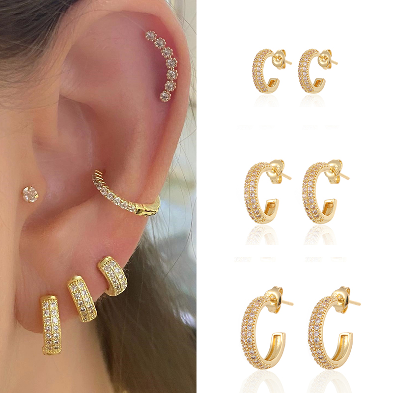 1 par de pendientes de circonita con incrustaciones de cobre chapado en forma de C estilo INS
