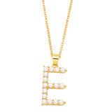 Estilo simple Letra Cobre Chapado en oro Perlas artificiales Collar con colgante 1 pieza