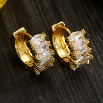 1 par de pendientes de aro chapados en oro de 18 quilates con incrustaciones de cobre y círculo brillante