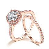 Elegantes anillos redondos de circonio con incrustaciones de cobre