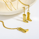 Collar con colgante chapado en oro de 18 quilates con botas de estilo romano estilo preppy retro