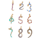 Collar con colgante de circón con incrustaciones de cobre y serpiente con número de estilo clásico de estilo simple