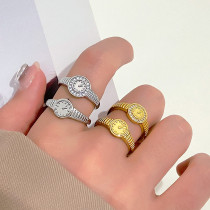 Lujosos anillos chapados en plata chapados en oro de 14 quilates con revestimiento de cobre de color sólido