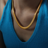 Collar chapado en oro de 18 quilates con revestimiento de acero de titanio de color sólido de estilo simple de hip-hop